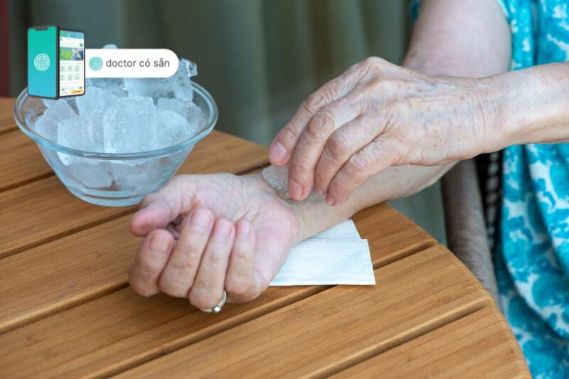 Quy trình tiêm botox trị mồ hôi tay tại phòng khám